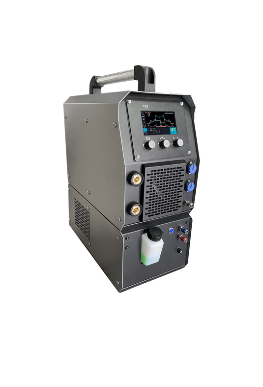 Сварочный аппарат EVOTIG 401 P DC W с встроенным блоком жидкостного охлаждения