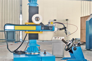 Сварочная колонна малого типа