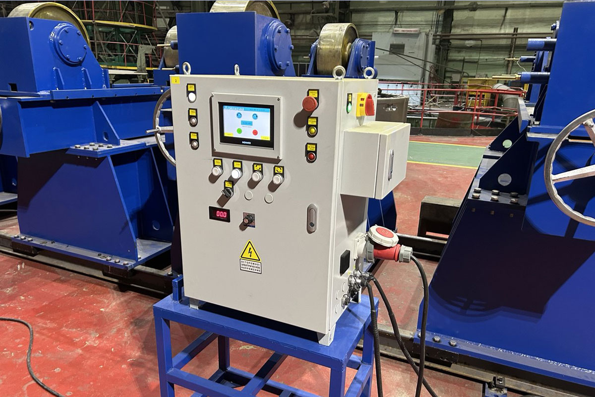 Роликовые вращатели KTG-100T на рельсовых направляющих