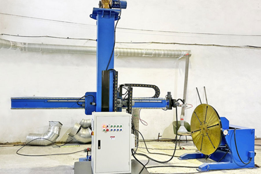 Сварочная колонна легкого типа