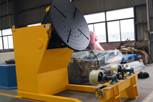 HB-10L позиционер для сварки с люнетом