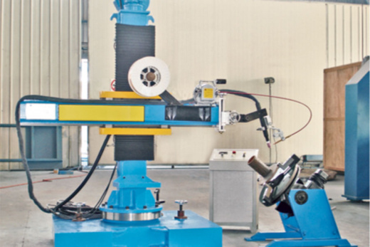 Сварочная колонна малого типа