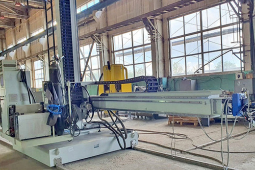 Сварочная колонна тяжелого типа