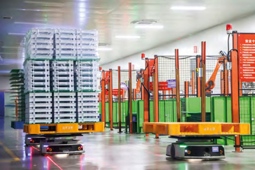 Мобильный робот KUKA KMP 600i